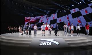 东京奥运中国代表团领奖服